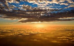 Обои природа над облаками закат тучи горизонт на рабочий стол