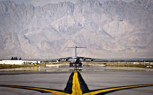 военно-транспортный самолёт C-17 Globemaster III обои для рабочего стола