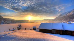 Обои дом, зима, снег, солнце, горы, холмы на рабочий стол