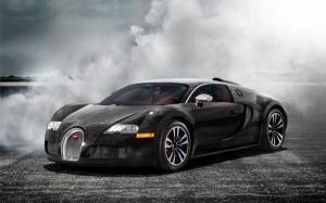 Обои красивый суперкар Bugatti Veyron в дыму, тумане на рабочий стол