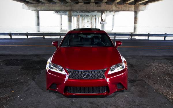 тюнингованный красный Lexus вид спереди обои для рабочего стола