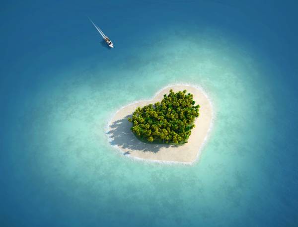 тропический островок в форме сердца обои для рабочего стола