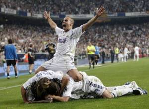 Обои победа Real Madrid, футболисты, радость, гол на рабочий стол