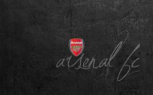 Обои логотип, эмблема ФК Arsenal на потертой стене на рабочий стол
