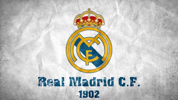 эмблема футбольного клуба Реал Мадрид Real Madrid обои для рабочего стола