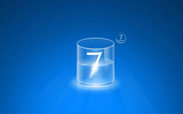 семерка в стакане, windows 7, голубой фон, красиво обои для рабочего стола