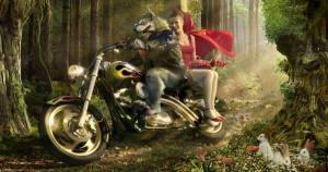 Обои волк на мотоцикле с красной шапочкой гоняют в лесу на рабочий стол