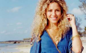 Обои певица Шакира (Shakira) на рабочий стол