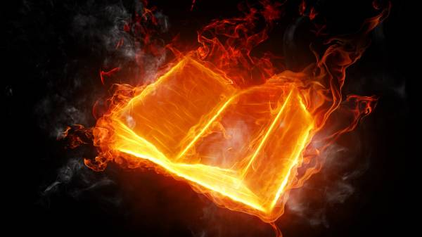 книга в пламени огня, горит, дым, языки пламени обои для рабочего стола
