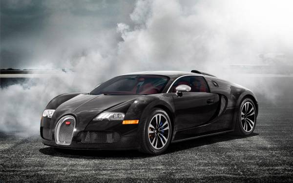 красивый суперкар Bugatti Veyron в дыму, тумане обои для рабочего стола